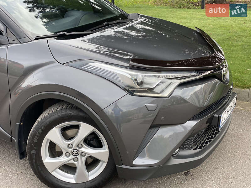 Позашляховик / Кросовер Toyota C-HR 2018 в Івано-Франківську фото 5 Позашляховик / Кросовер Toyota C-HR 2018 в Івано-Франківську