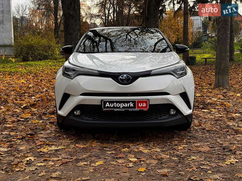 Внедорожник / Кроссовер Toyota C-HR 2019 в Киеве фото 2 Внедорожник / Кроссовер Toyota C-HR 2019 в Киеве