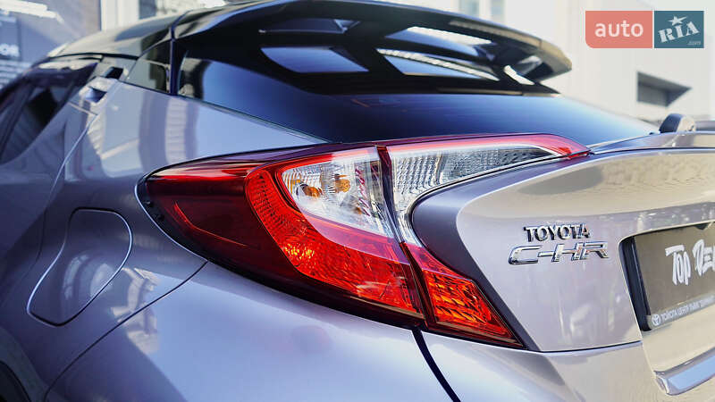 Внедорожник / Кроссовер Toyota C-HR 2017 в Львове фото 14 Внедорожник / Кроссовер Toyota C-HR 2017 в Львове