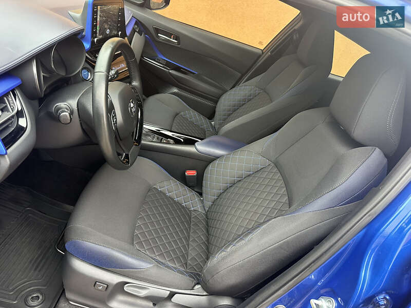 Внедорожник / Кроссовер Toyota C-HR 2020 в Киеве фото 22 Внедорожник / Кроссовер Toyota C-HR 2020 в Киеве