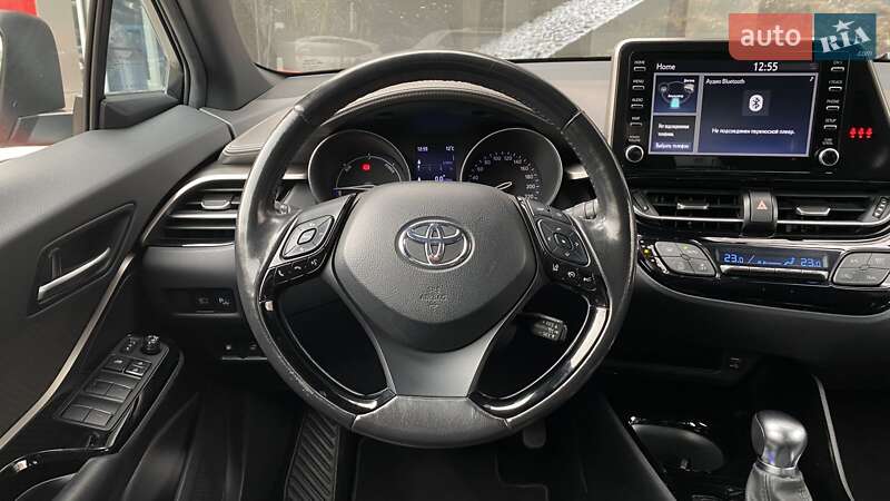 Внедорожник / Кроссовер Toyota C-HR 2019 в Одессе
