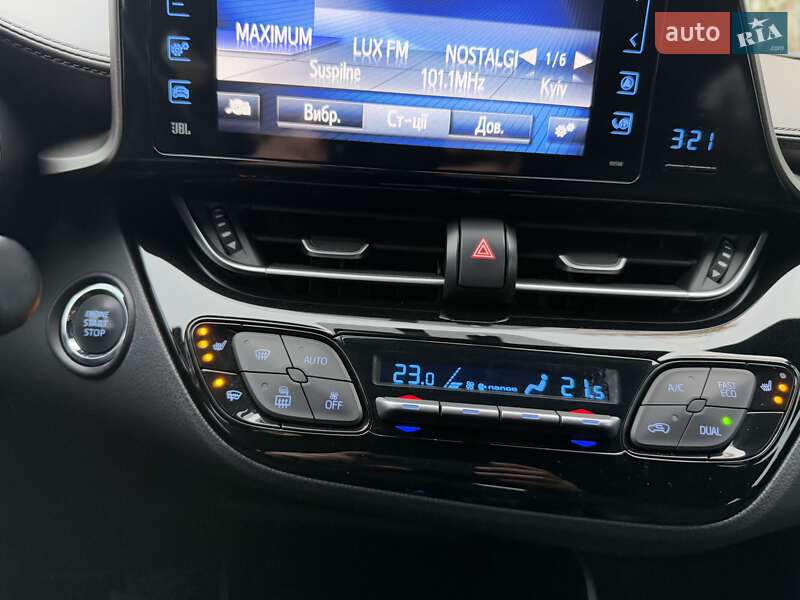 Позашляховик / Кросовер Toyota C-HR 2018 в Києві фото 36 Позашляховик / Кросовер Toyota C-HR 2018 в Києві