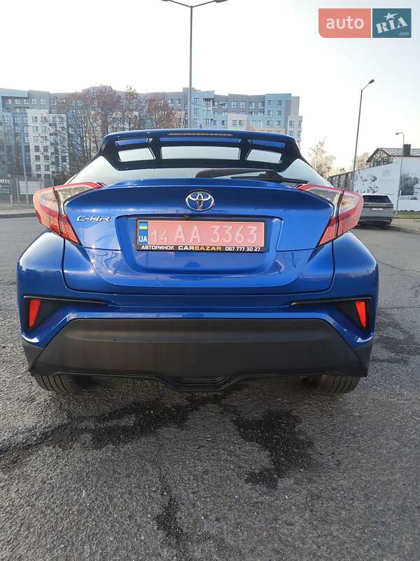 Внедорожник / Кроссовер Toyota C-HR 2018 в Львове