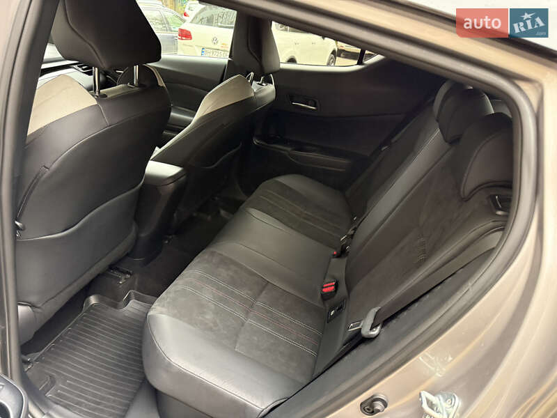 Внедорожник / Кроссовер Toyota C-HR 2021 в Одессе фото 23 Внедорожник / Кроссовер Toyota C-HR 2021 в Одессе