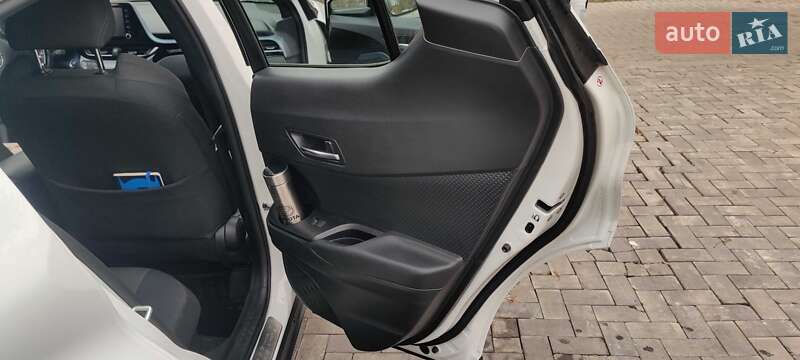 Позашляховик / Кросовер Toyota C-HR 2021 в Кривому Розі