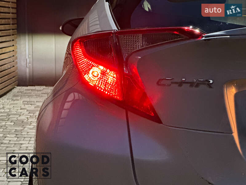 Позашляховик / Кросовер Toyota C-HR 2019 в Одесі