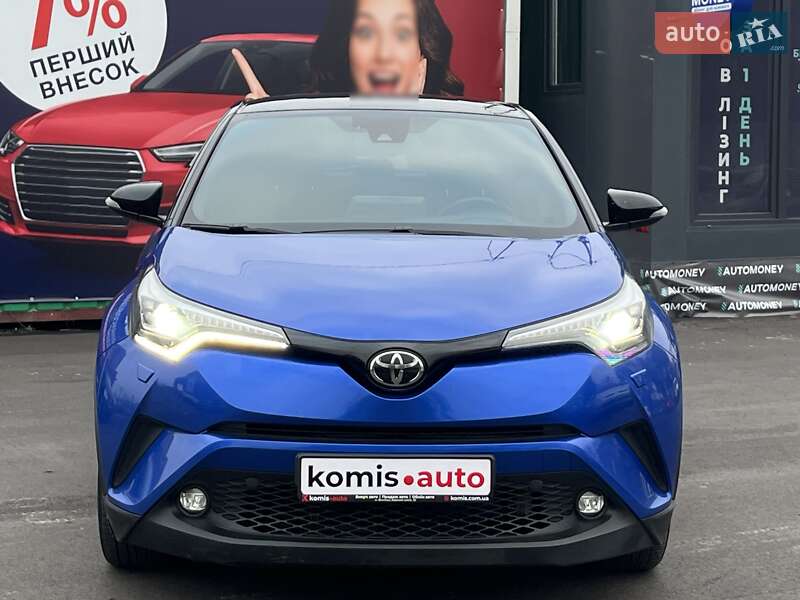 Внедорожник / Кроссовер Toyota C-HR 2018 в Виннице