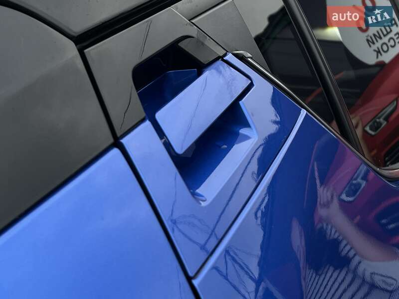 Внедорожник / Кроссовер Toyota C-HR 2018 в Виннице