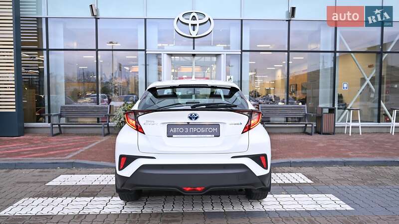Внедорожник / Кроссовер Toyota C-HR 2020 в Киеве фото 4 Внедорожник / Кроссовер Toyota C-HR 2020 в Киеве