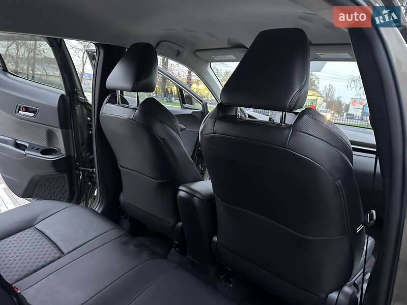 Внедорожник / Кроссовер Toyota C-HR 2020 в Одессе фото 31 Внедорожник / Кроссовер Toyota C-HR 2020 в Одессе