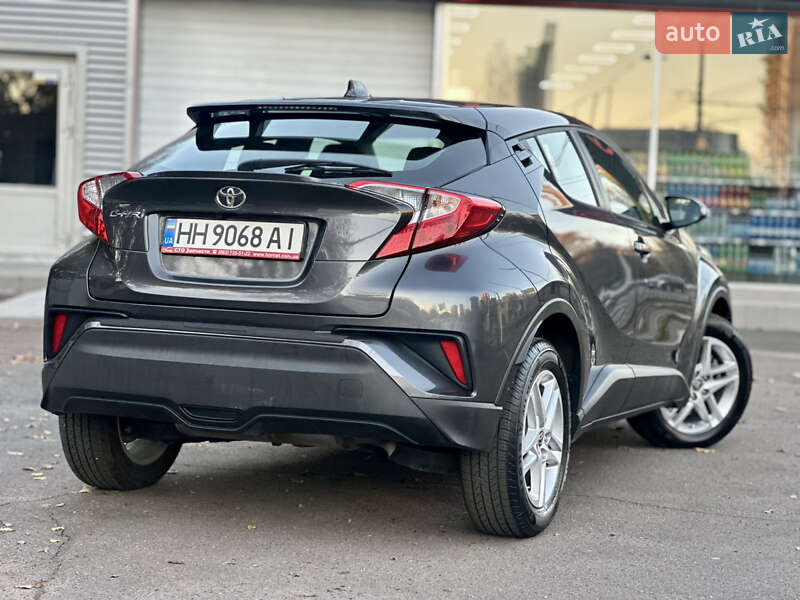 Внедорожник / Кроссовер Toyota C-HR 2020 в Одессе фото 14 Внедорожник / Кроссовер Toyota C-HR 2020 в Одессе