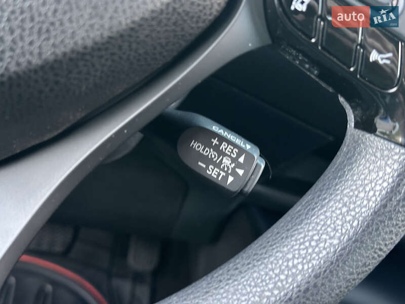 Внедорожник / Кроссовер Toyota C-HR 2020 в Одессе фото 54 Внедорожник / Кроссовер Toyota C-HR 2020 в Одессе