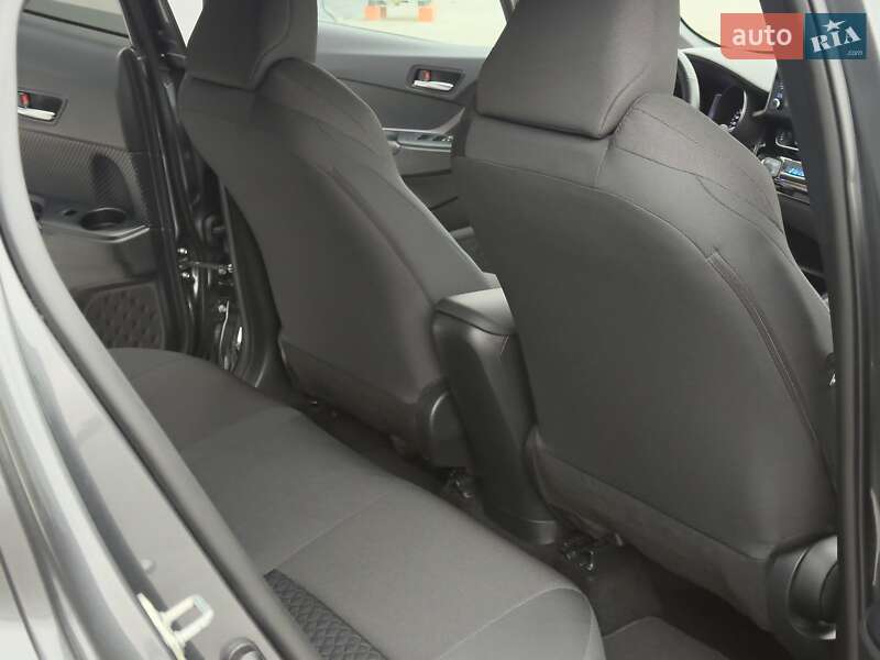 Внедорожник / Кроссовер Toyota C-HR 2022 в Львове фото 46 Внедорожник / Кроссовер Toyota C-HR 2022 в Львове