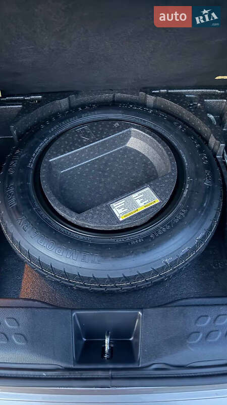 Внедорожник / Кроссовер Toyota C-HR 2020 в Кривом Роге