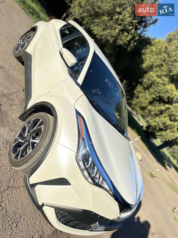 Внедорожник / Кроссовер Toyota C-HR 2020 в Одессе