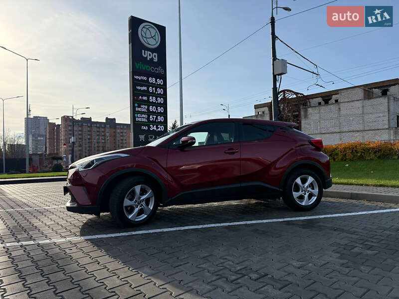 Внедорожник / Кроссовер Toyota C-HR 2017 в Днепре фото 6 Внедорожник / Кроссовер Toyota C-HR 2017 в Днепре