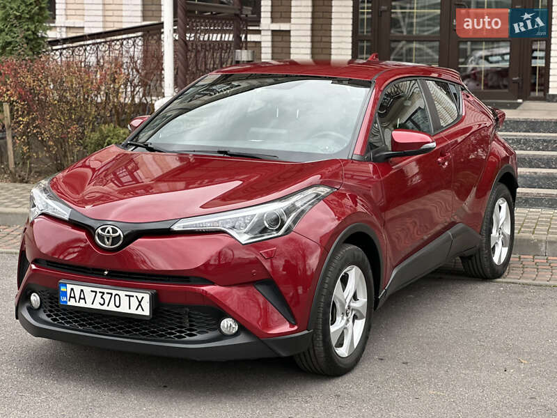 Внедорожник / Кроссовер Toyota C-HR 2018 в Виннице