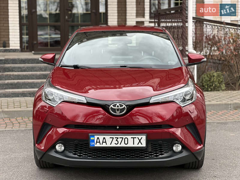 Внедорожник / Кроссовер Toyota C-HR 2018 в Виннице