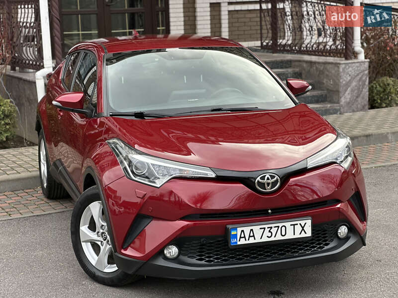 Внедорожник / Кроссовер Toyota C-HR 2018 в Виннице