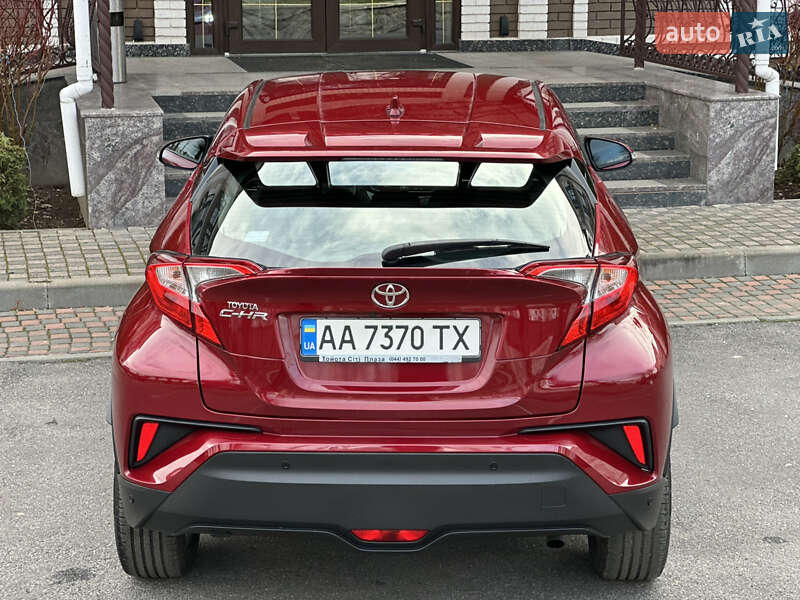 Внедорожник / Кроссовер Toyota C-HR 2018 в Виннице