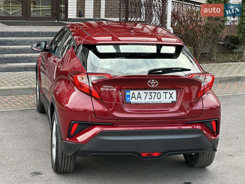 Внедорожник / Кроссовер Toyota C-HR 2018 в Виннице