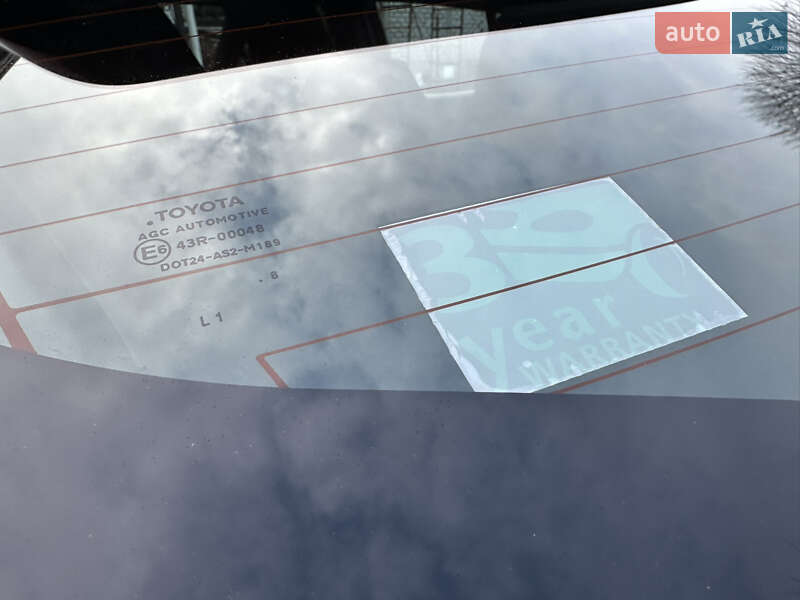 Внедорожник / Кроссовер Toyota C-HR 2018 в Виннице