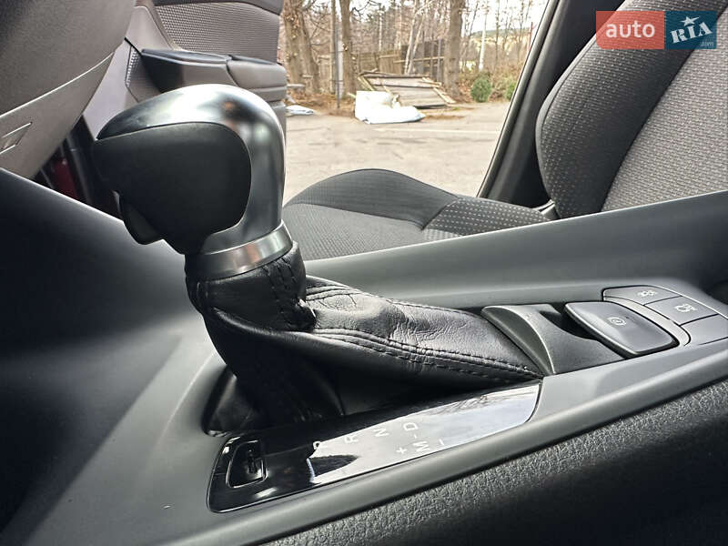 Внедорожник / Кроссовер Toyota C-HR 2018 в Виннице