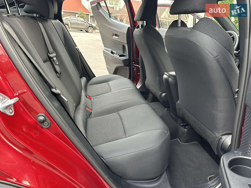 Внедорожник / Кроссовер Toyota C-HR 2018 в Виннице