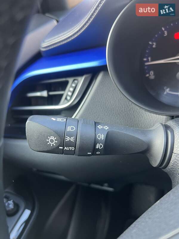 Внедорожник / Кроссовер Toyota C-HR 2016 в Одессе