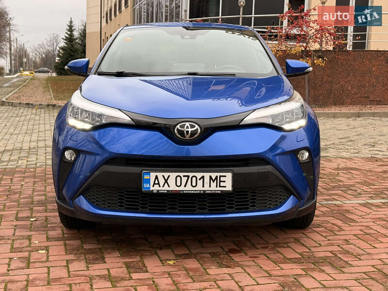 Внедорожник / Кроссовер Toyota C-HR 2020 в Харькове фото 23 Внедорожник / Кроссовер Toyota C-HR 2020 в Харькове