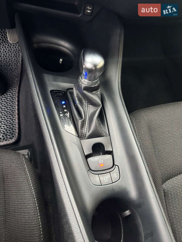 Внедорожник / Кроссовер Toyota C-HR 2019 в Белой Церкви