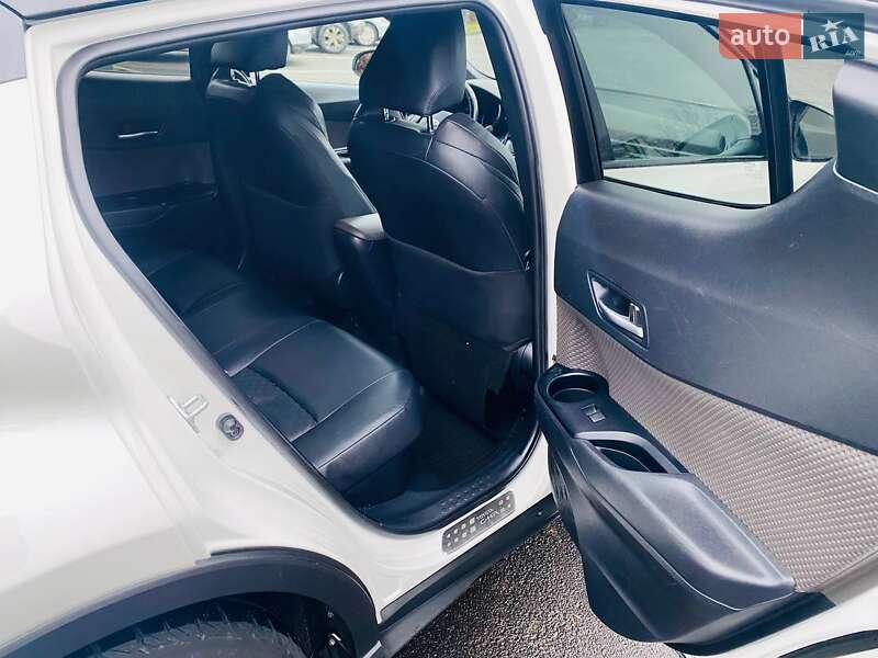 Позашляховик / Кросовер Toyota C-HR 2020 в Богородчанах