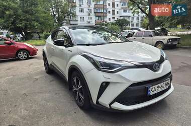 Позашляховик / Кросовер Toyota C-HR 2020 в Києві