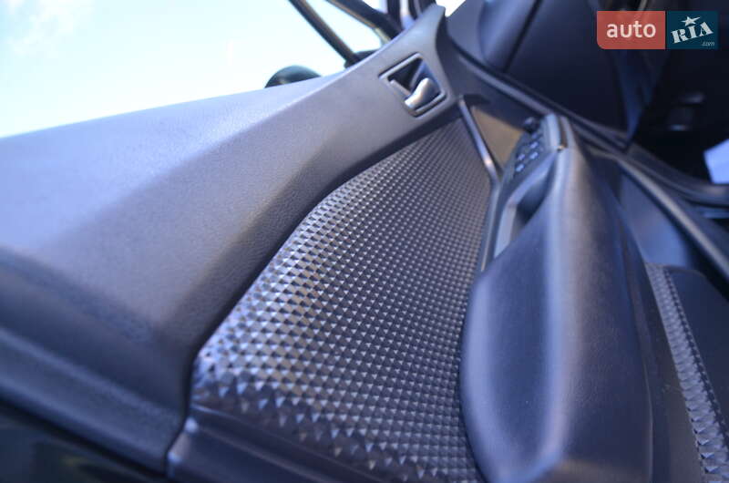 Позашляховик / Кросовер Toyota C-HR 2018 в Дрогобичі фото 42 Позашляховик / Кросовер Toyota C-HR 2018 в Дрогобичі