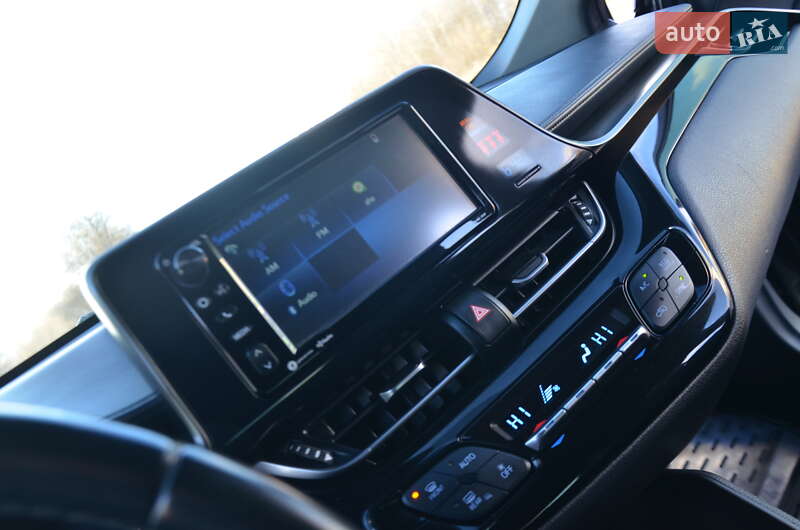 Позашляховик / Кросовер Toyota C-HR 2018 в Дрогобичі фото 46 Позашляховик / Кросовер Toyota C-HR 2018 в Дрогобичі