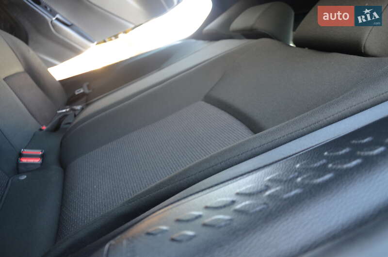 Позашляховик / Кросовер Toyota C-HR 2018 в Дрогобичі фото 50 Позашляховик / Кросовер Toyota C-HR 2018 в Дрогобичі