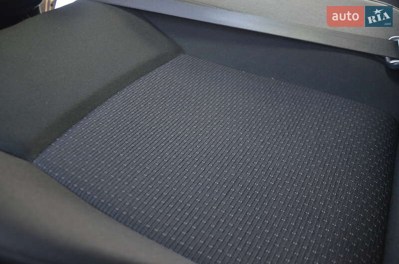 Позашляховик / Кросовер Toyota C-HR 2018 в Дрогобичі фото 55 Позашляховик / Кросовер Toyota C-HR 2018 в Дрогобичі