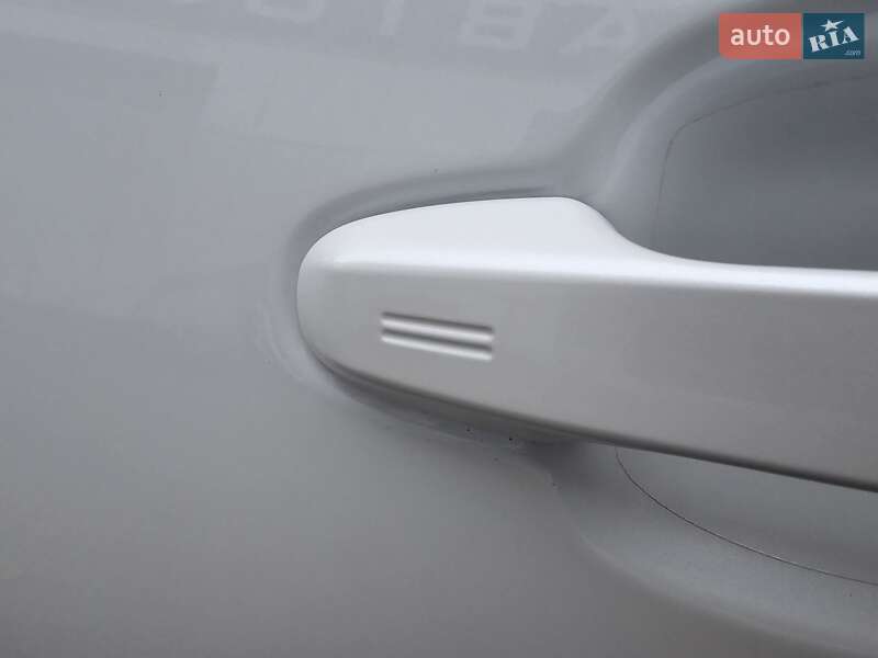 Позашляховик / Кросовер Toyota C-HR 2018 в Одесі