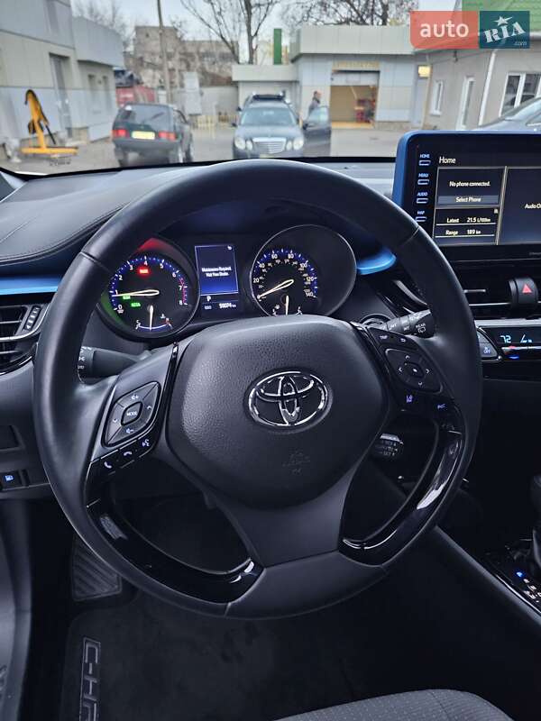 Позашляховик / Кросовер Toyota C-HR 2018 в Одесі