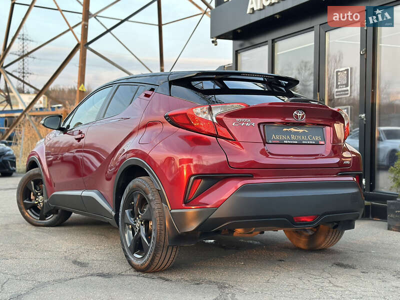 Позашляховик / Кросовер Toyota C-HR 2016 в Харкові фото 4 Позашляховик / Кросовер Toyota C-HR 2016 в Харкові