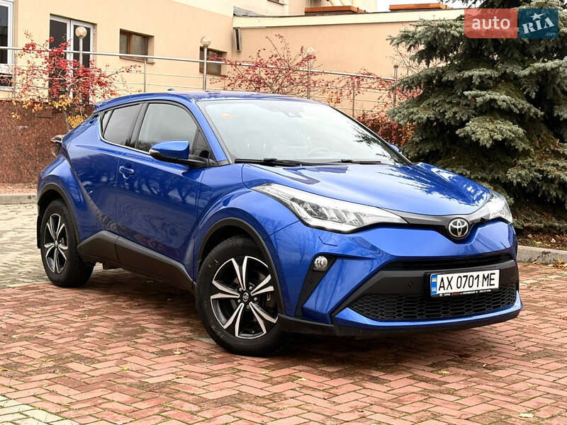 Внедорожник / Кроссовер Toyota C-HR 2020 в Харькове