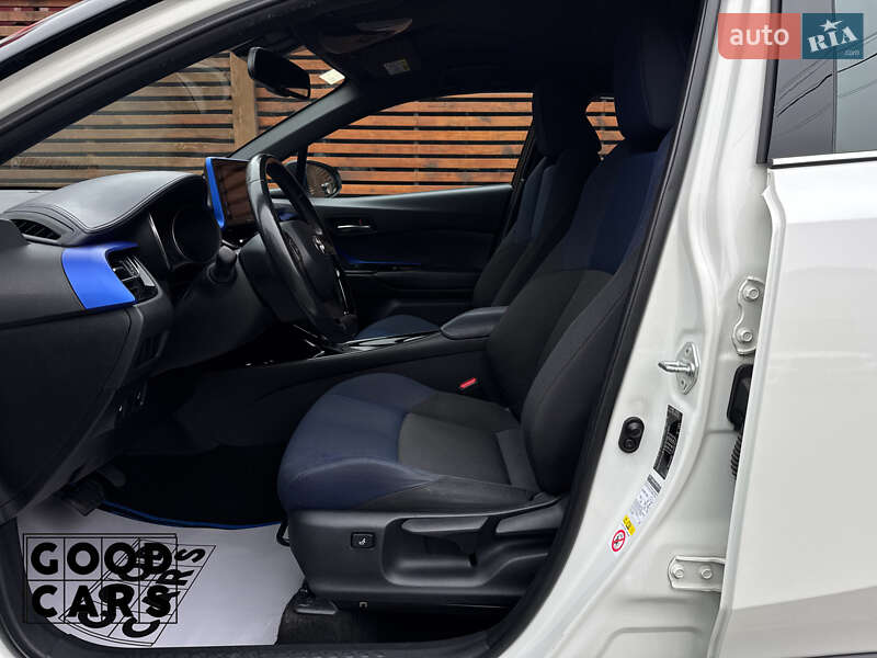 Внедорожник / Кроссовер Toyota C-HR 2018 в Одессе