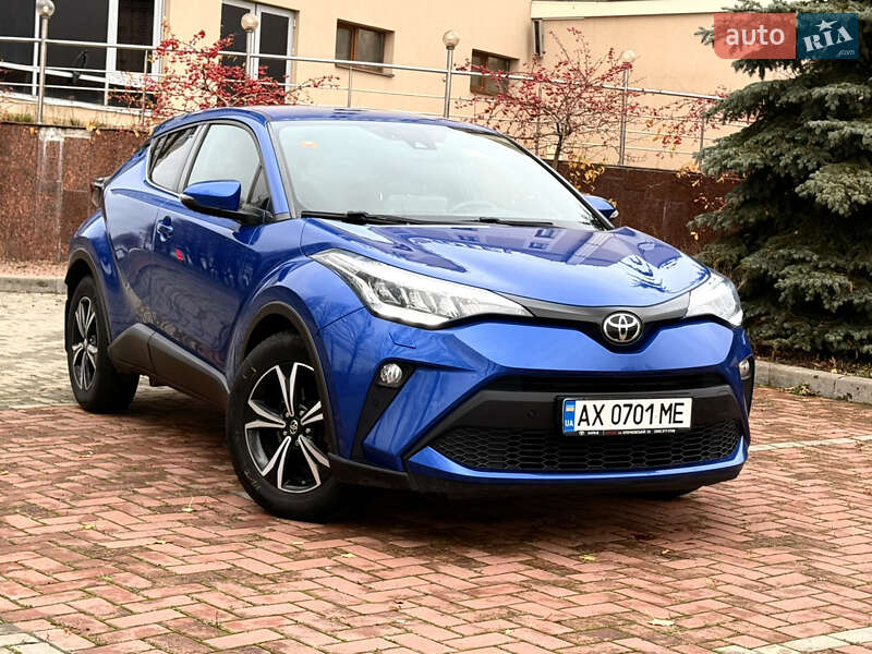 Позашляховик / Кросовер Toyota C-HR 2020 в Харкові фото 16 Позашляховик / Кросовер Toyota C-HR 2020 в Харкові