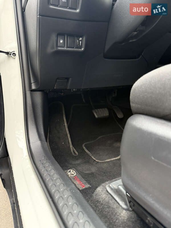 Внедорожник / Кроссовер Toyota C-HR 2021 в Запорожье