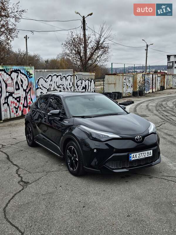 Внедорожник / Кроссовер Toyota C-HR 2021 в Харькове