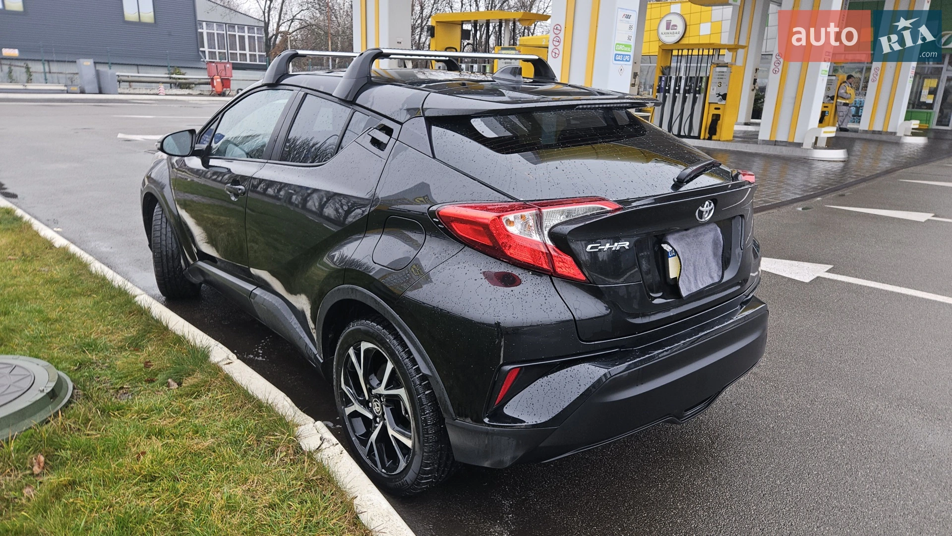 2021 Toyota C-HR - мініатюра 8