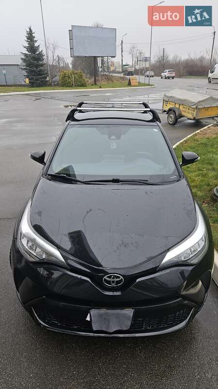 Внедорожник / Кроссовер Toyota C-HR 2021 в Киеве фото 11 Внедорожник / Кроссовер Toyota C-HR 2021 в Киеве