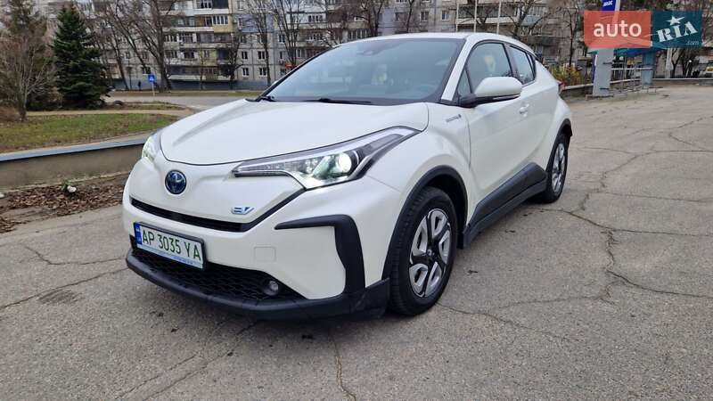 Toyota C-HR 2020 Toyota C-HR 2020
