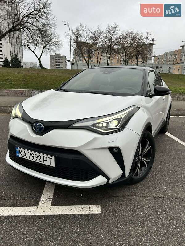 Toyota C-HR 2022 Toyota C-HR 2022