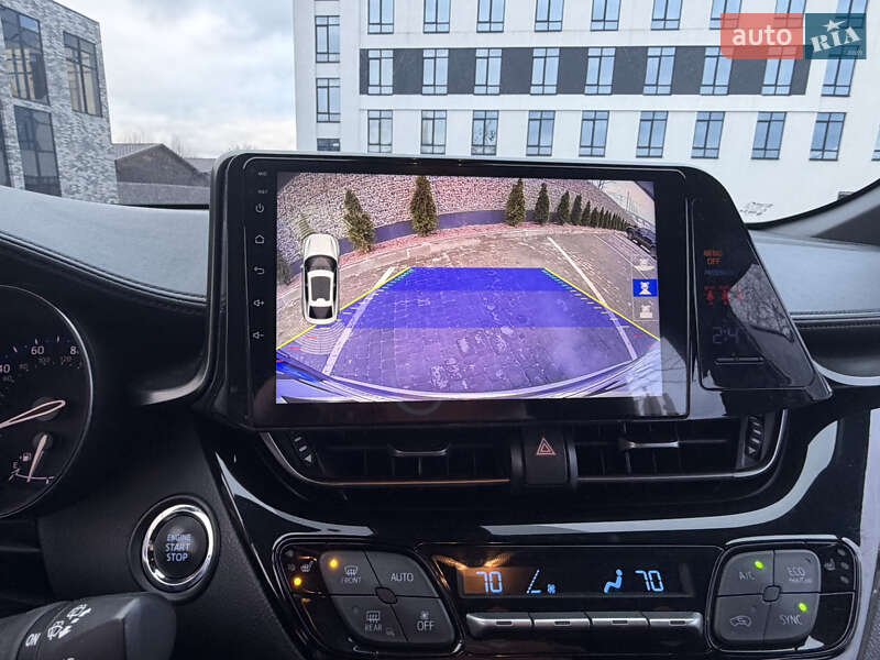 Позашляховик / Кросовер Toyota C-HR 2017 в Житомирі